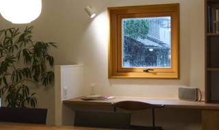 施工事例「Envelopingな家」が追加されました